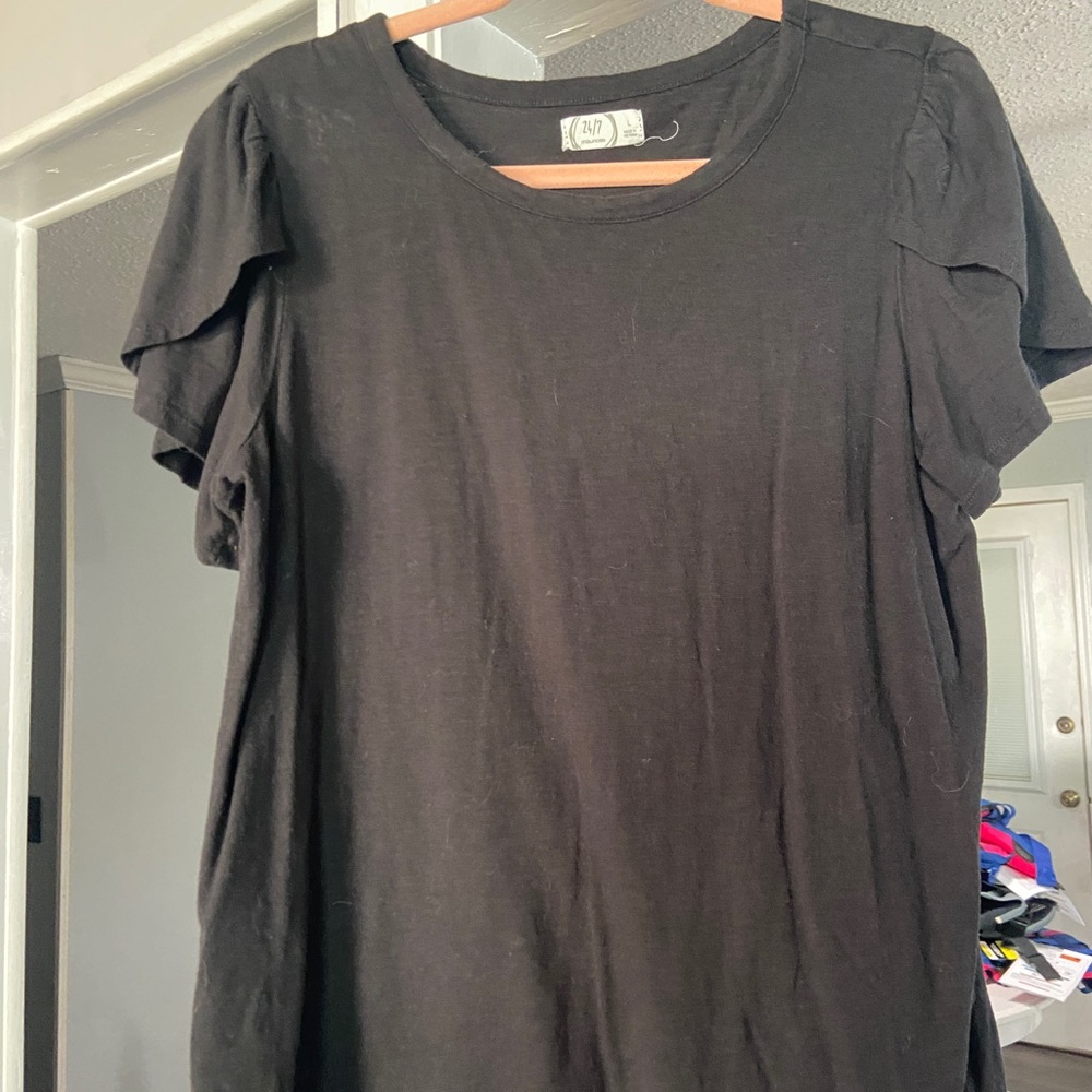 Maurices black flutter sleeve tee